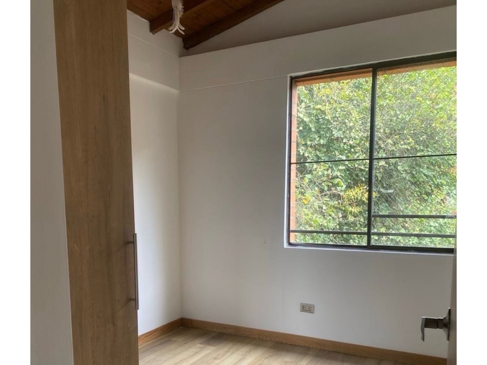 Apartamento duplex con terraza Envigado 106 m2, 3 alcobas, c. servicio — foto 4