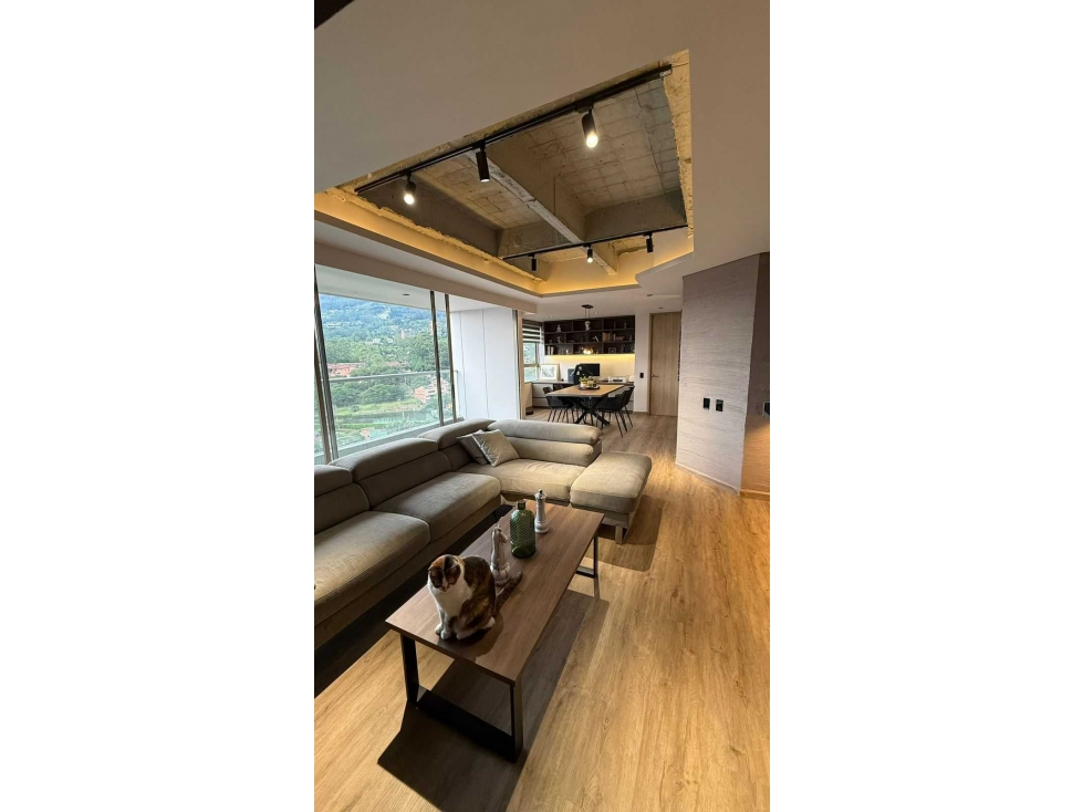 Apartamento duplex con vista loma el esmeraldal
