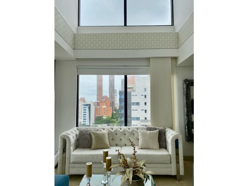 APARTAMENTO DUPLEX DE LUJO EN BARRIO RIOMAR — foto 2