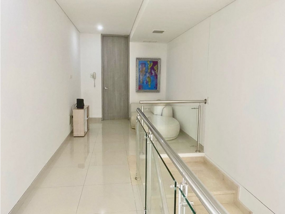 APARTAMENTO DUPLEX DE LUJO EN BARRIO RIOMAR — foto 5