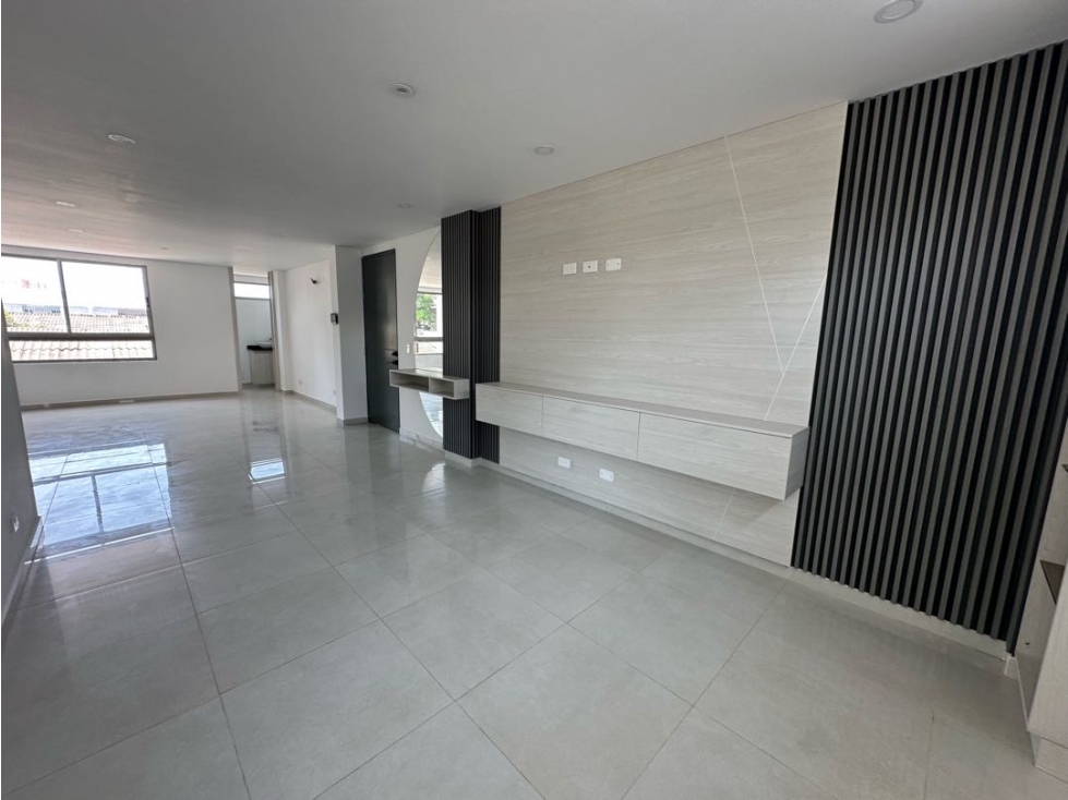 APARTAMENTO DUPLEX DE LUJO NIZA 92 PARA ESTRENAR EL POBLADO ARRIENDO — foto 4