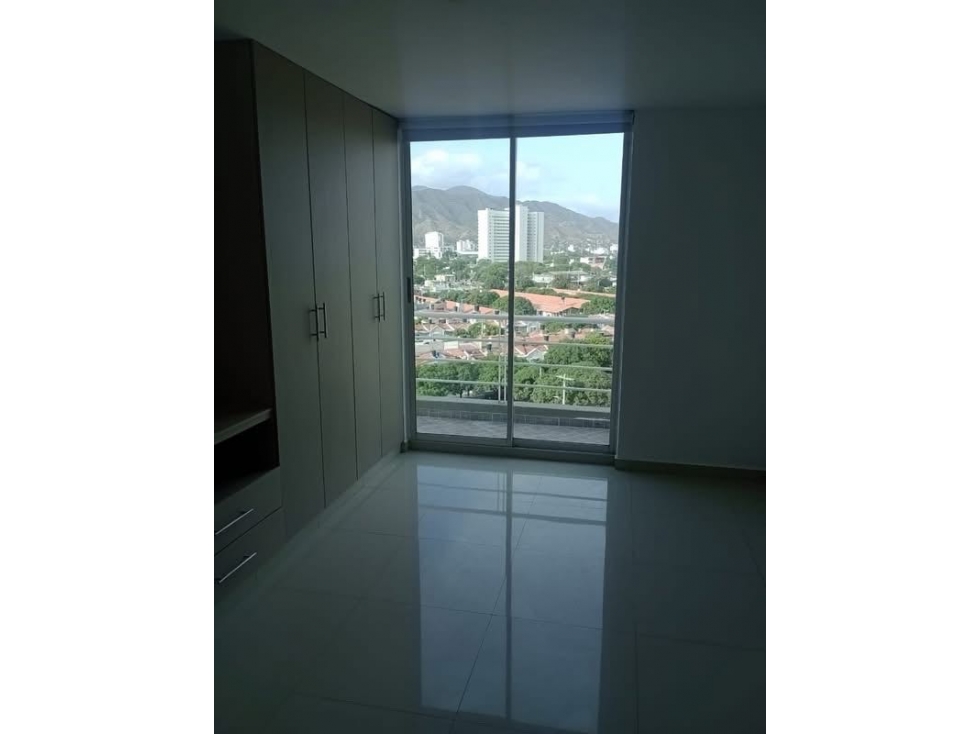 APARTAMENTO DUPLEX EN ARRIENDO SECTOR BAVARIA, SANTA MARTA