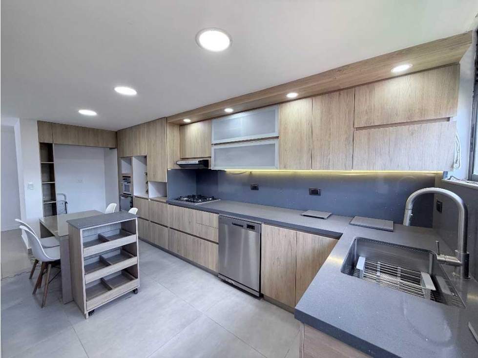 APARTAMENTO DUPLEX EN ARRIENDO EN ENVIGADO OTRA PARTE