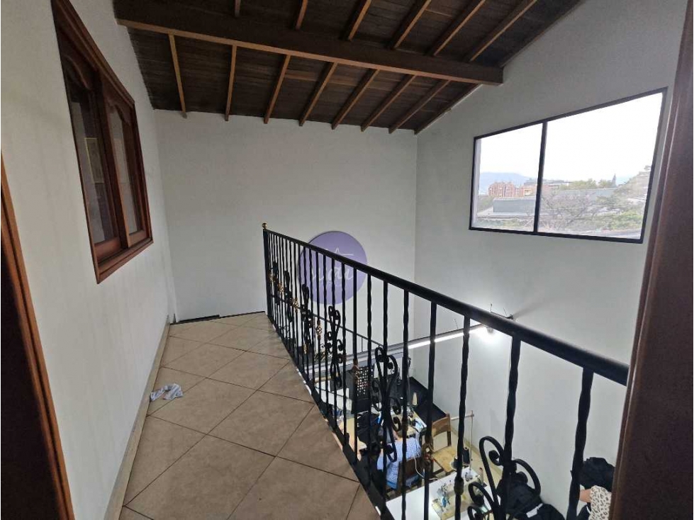 APARTAMENTO DUPLEX EN BARRIO ALCALÁ, ENVIGADO