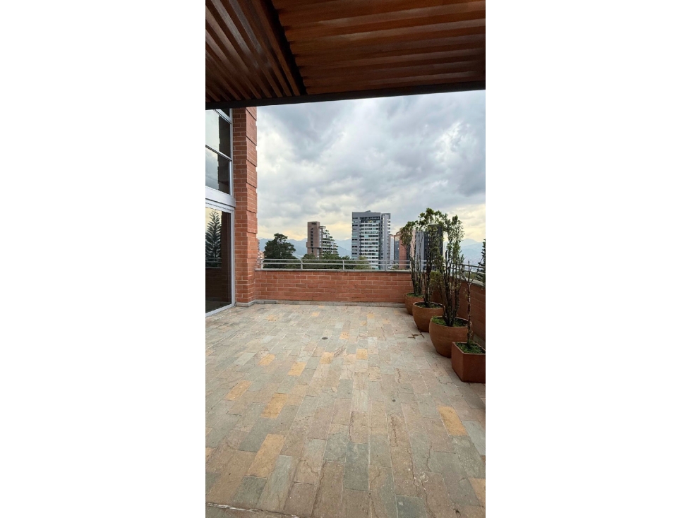 Apartamento duplex en el tesoro poblado — foto 3