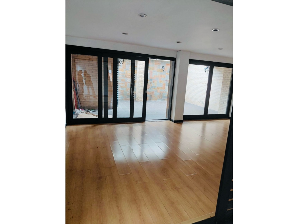 Apartamento Dúplex en Arriendo en Laureles — foto 5
