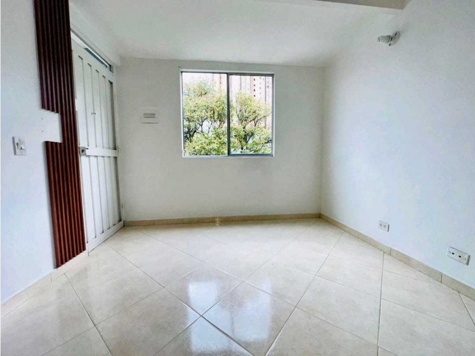 Apartamento Duplex En Venta En Calasanz
