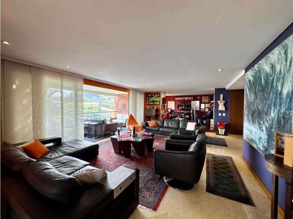 Apartamento Duplex en Venta en El Poblado, Medellín, Antioquia — foto 2