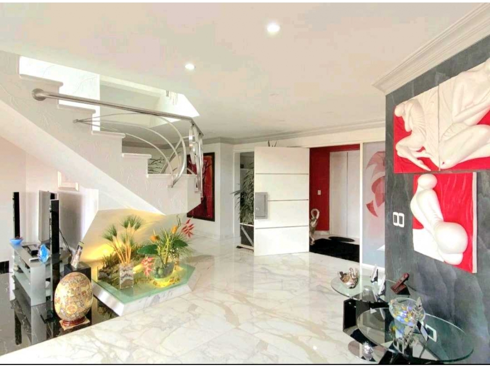 APARTAMENTO DUPLEX EN VENTA EN SANTA BARBARA CENTRAL — foto 2