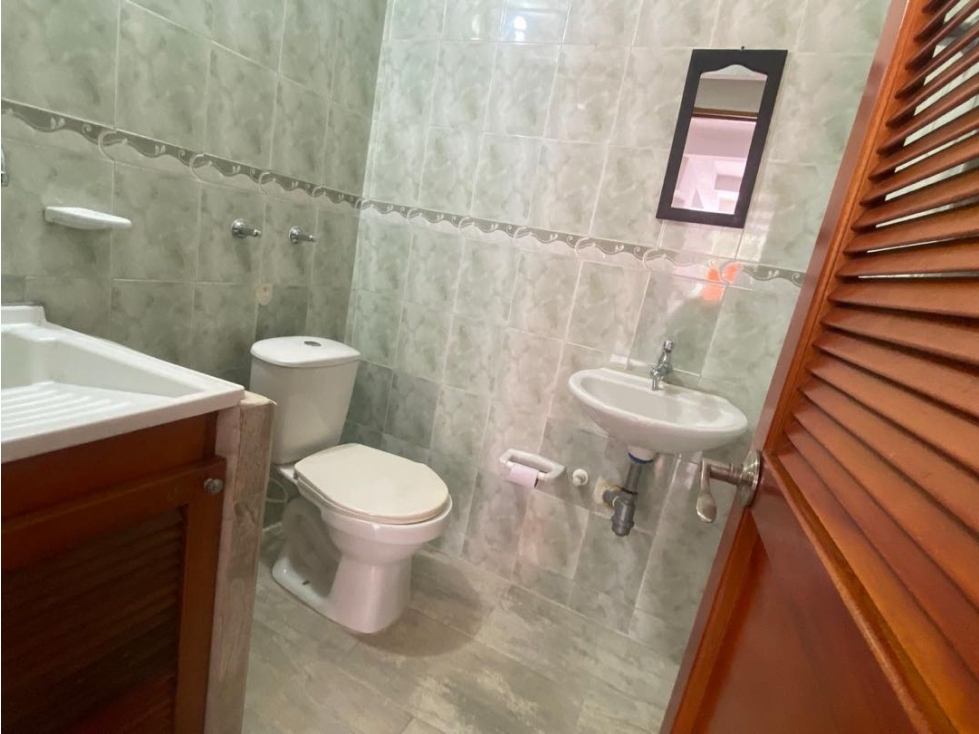 Apartamento duplex en venta en Calasanz con parqueadero común. — foto 6