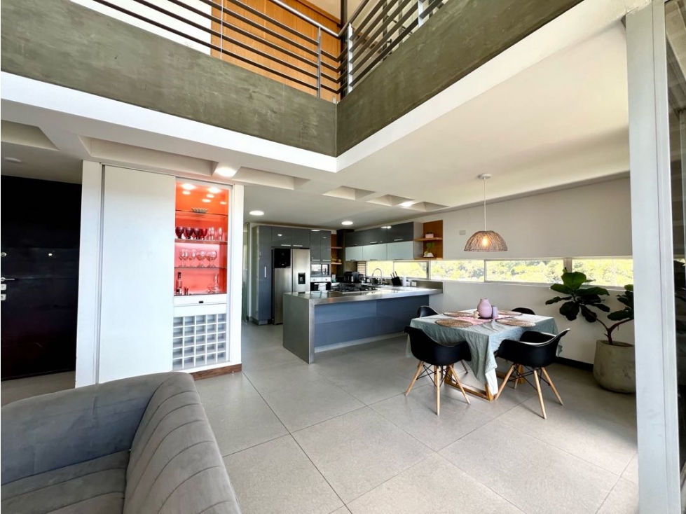 APARTAMENTO DUPLEX EN VENTA POBLADO, LOMA DEL TESORO — foto 3