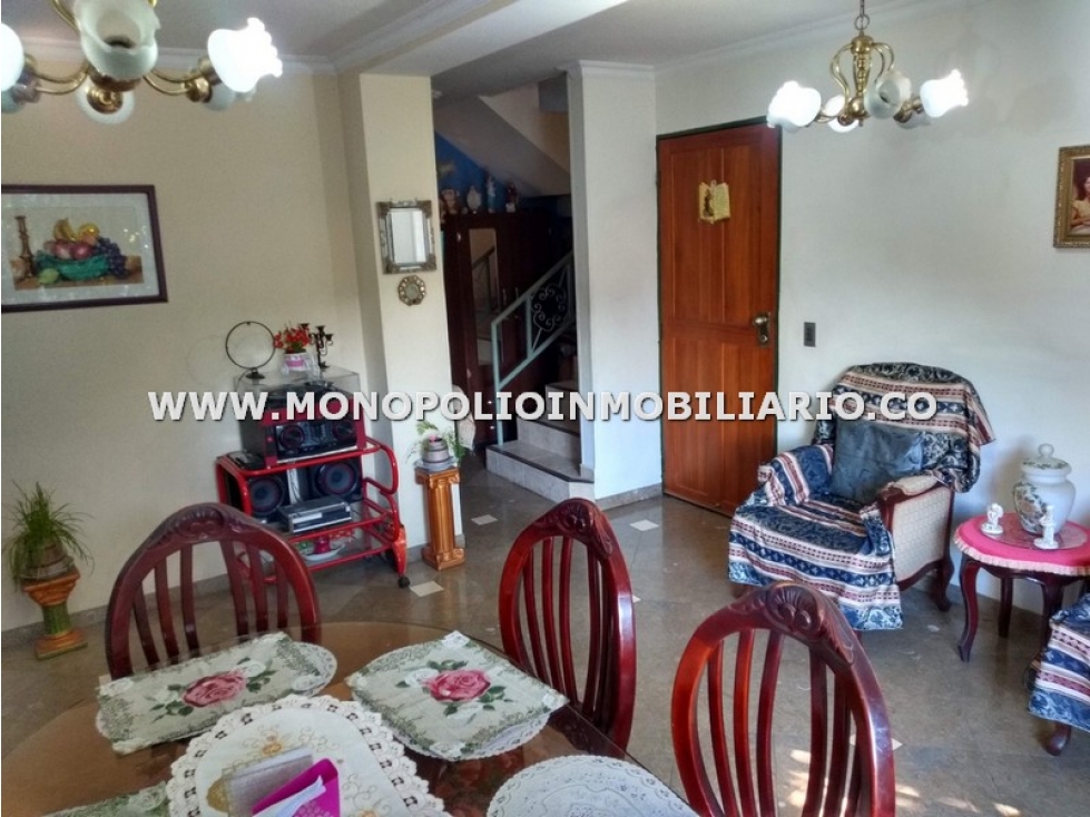 APARTAMENTO DUPLEX EN VENTA - SECTOR GRANADA, BELEN COD: 19429 — foto 4