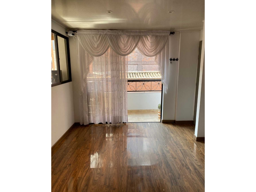 APARTAMENTO DUPLEX EN VENTA SABANETA-ANTIOQUIA DOS VIVIENDAS EN UNA — foto 2