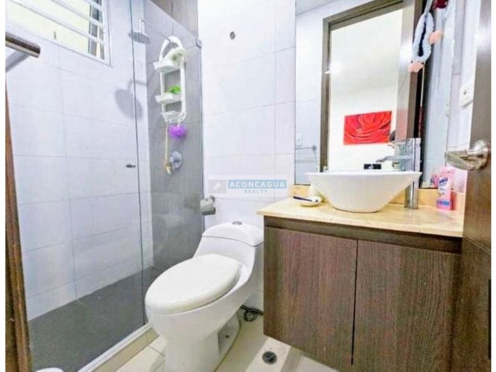APARTAMENTO DUPLEX EN VENTA VILLA SANTOS — foto 4