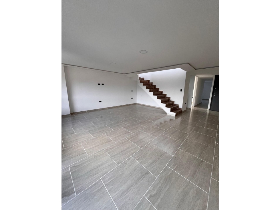 Apartamento duplex nuevo en venta en belen Rosales — foto 2