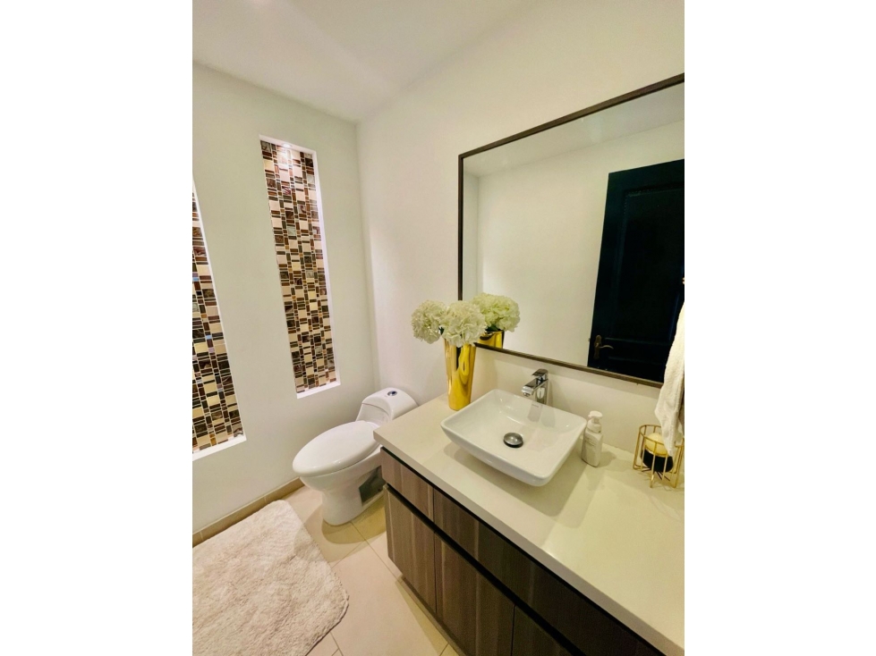 Apartamento Duplex para Arriendo Amoblado en Poblado San Lucas — foto 5