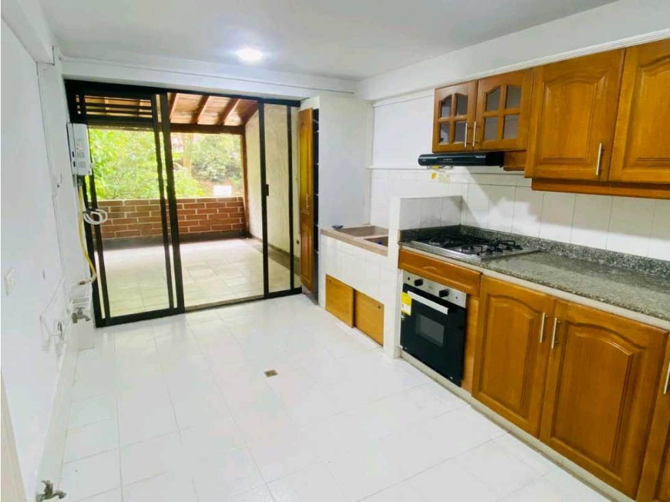 APARTAMENTO DUPLEX PARA LA RENTA EN EL POBLADO SECTOR SAN LUCAS — foto 2