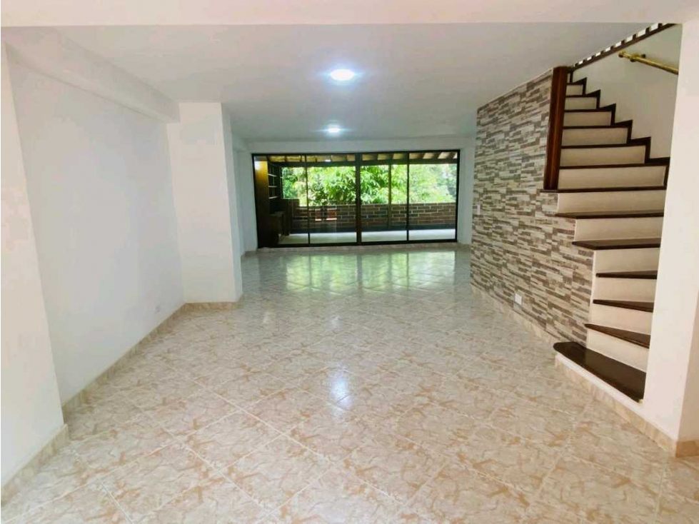 APARTAMENTO DUPLEX PARA LA RENTA EN EL POBLADO SECTOR SAN LUCAS — foto 4