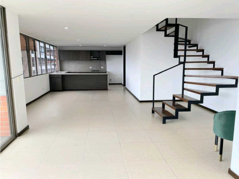 APARTAMENTO DUPLEX PARA VENTA EN EL POBLADO SECTOR ALTOS DEL POBLADO — foto 3