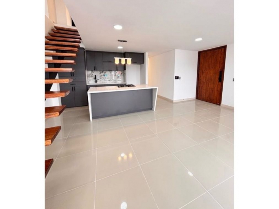 Apartamento duplex Simón Bolivar 170 metros 950 millones — foto 2