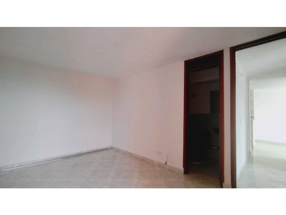 Apartamento económico en Bogotá Prados de Ipanema $155 millones — foto 6