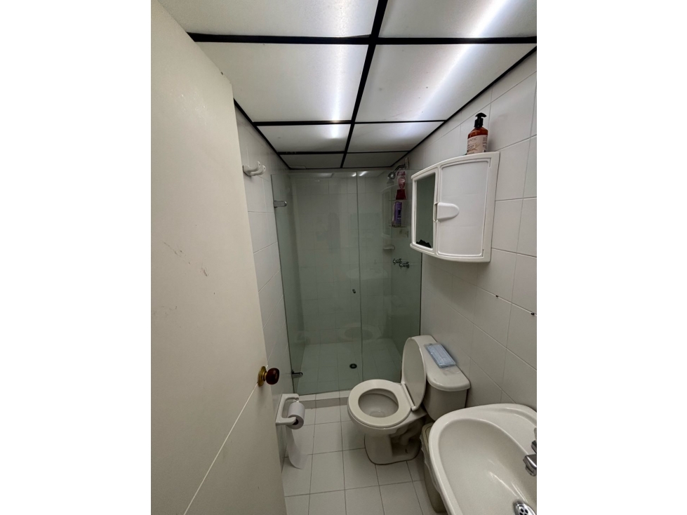 APARTAMENTO LOMA ESMERALDAL SILENCIOSO UNIDAD COMPLETA — foto 5