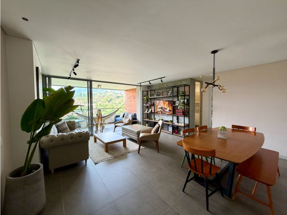 APARTAMENTO EN ENVIGADO LOMA DEL ESCOBERO — foto 2