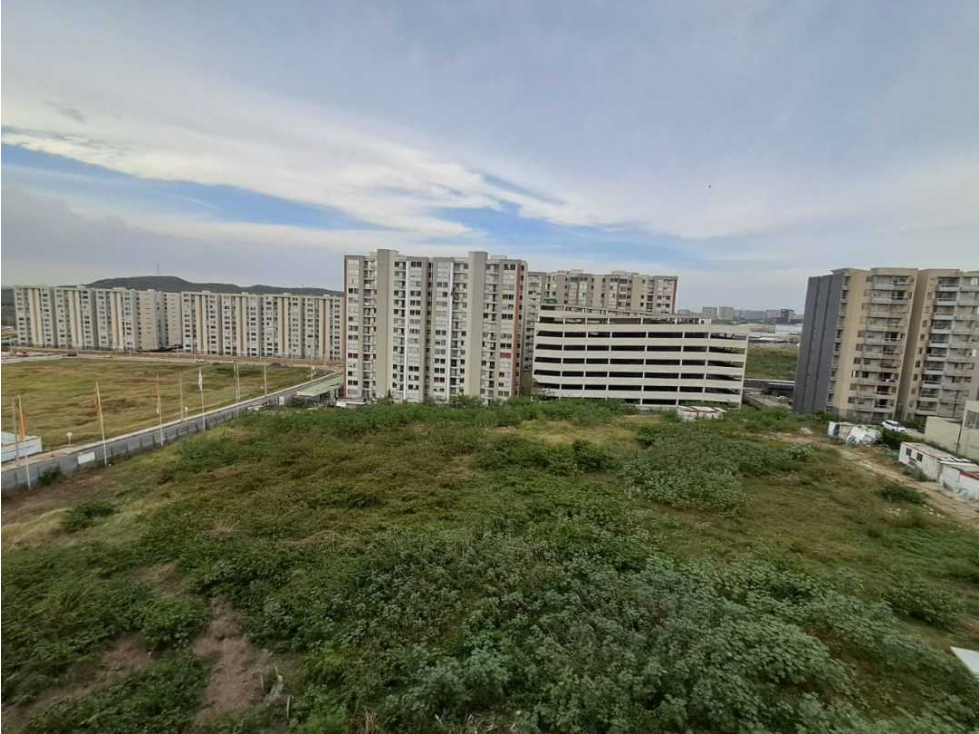 Apartamento en Alameda del Rio en conjunto Esmeralda