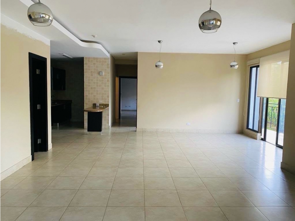 Apartamento en Alquile en Amador Heights — foto 5