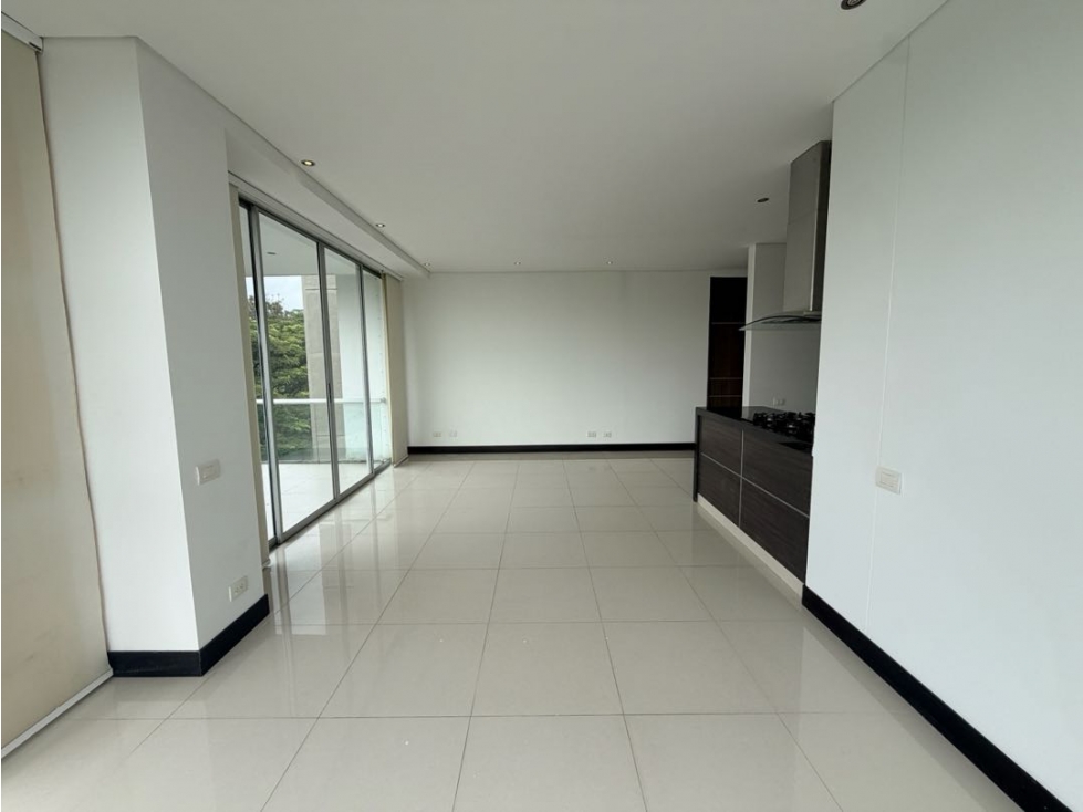 APARTAMENTO EN ALQUILER AL SUR CALI CIUDAD JARDIN EDIF. VERTIKA — foto 3