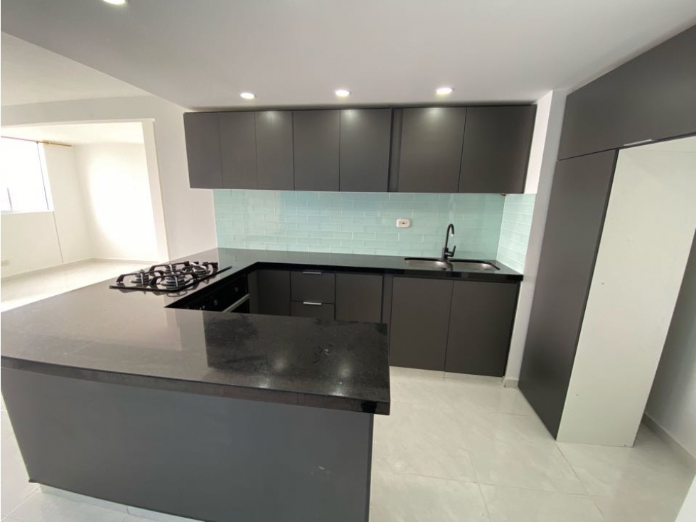 APARTAMENTO EN ALQUILER AL SUR DE CALI BOCHALEMA C.R. SAUCE — foto 4