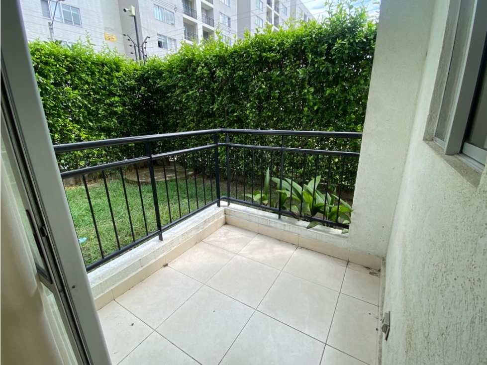 APARTAMENTO EN VENTA AL SUR CALI BOCHALEMA CR KAMELIA — foto 4