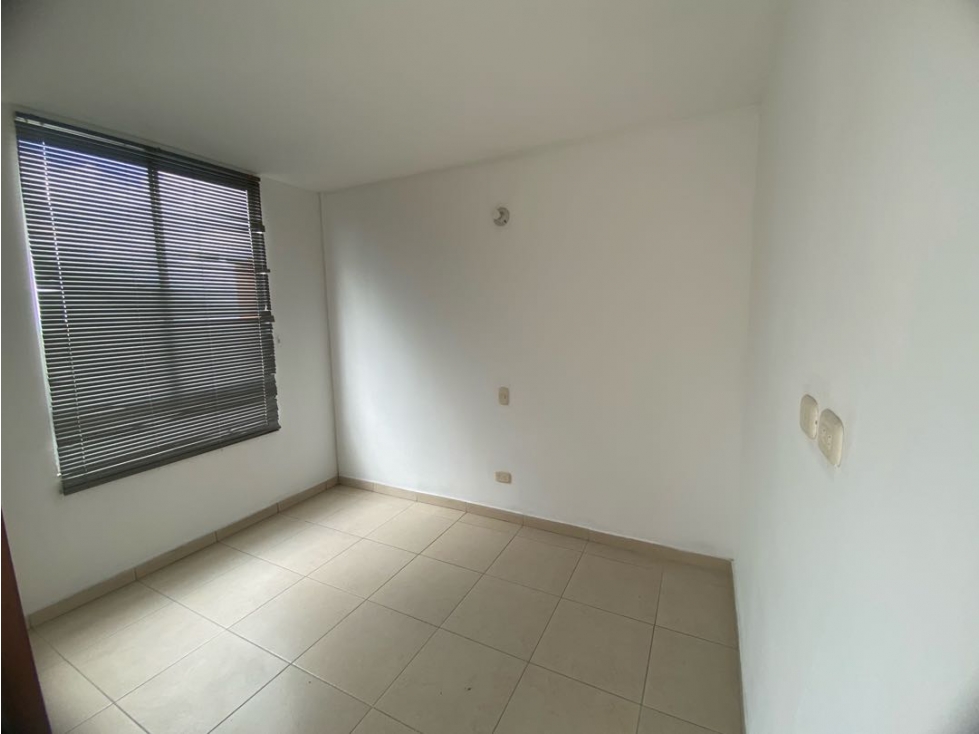 APARTAMENTO EN ALQUILER AL SUR DE CALI VALLE DEL LILI CR IGUAQUE — foto 3