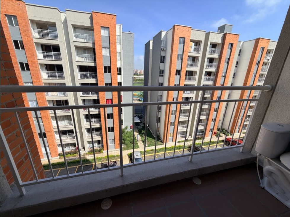 APARTAMENTO EN ALQUILER AL SUR DE CALI BOCHALEMA CR ARANDANOS — foto 4