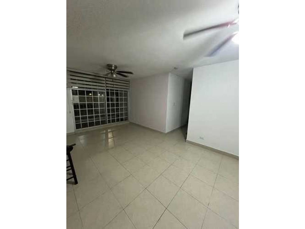 APARTAMENTO EN ALQUILER / ALTOS DE SANTA MARÍA