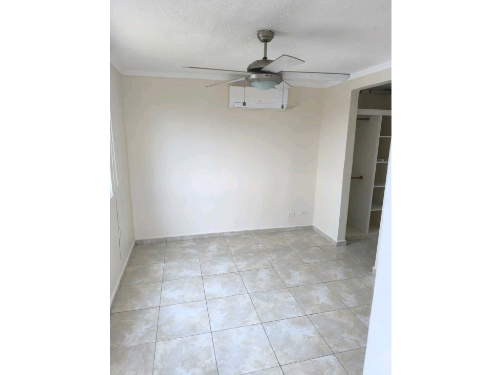 Apartamento En Alquiler Ave. La Pulida | 3 Recamaras | Delta Towers — foto 2