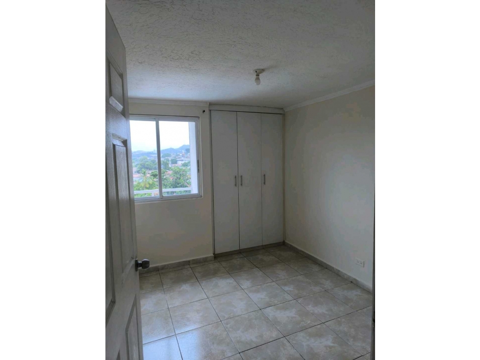 Apartamento En Alquiler Ave. La Pulida | 3 Recamaras | Delta Towers — foto 4