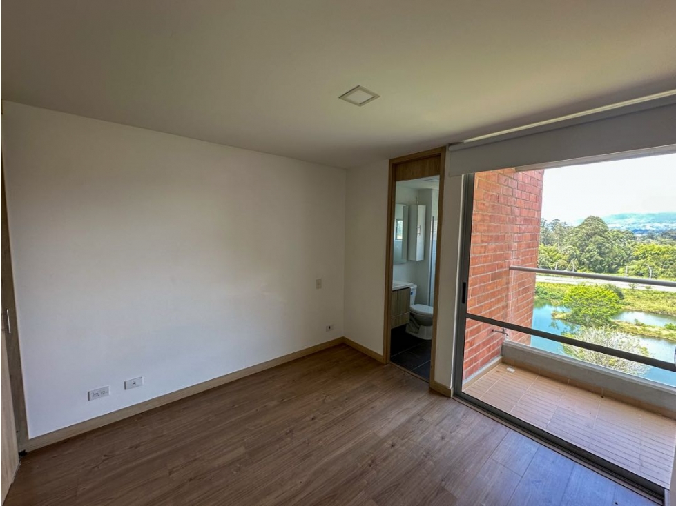 Apartamento en Alquiler cerca al aeropuerto sector Barro Blanco — foto 5