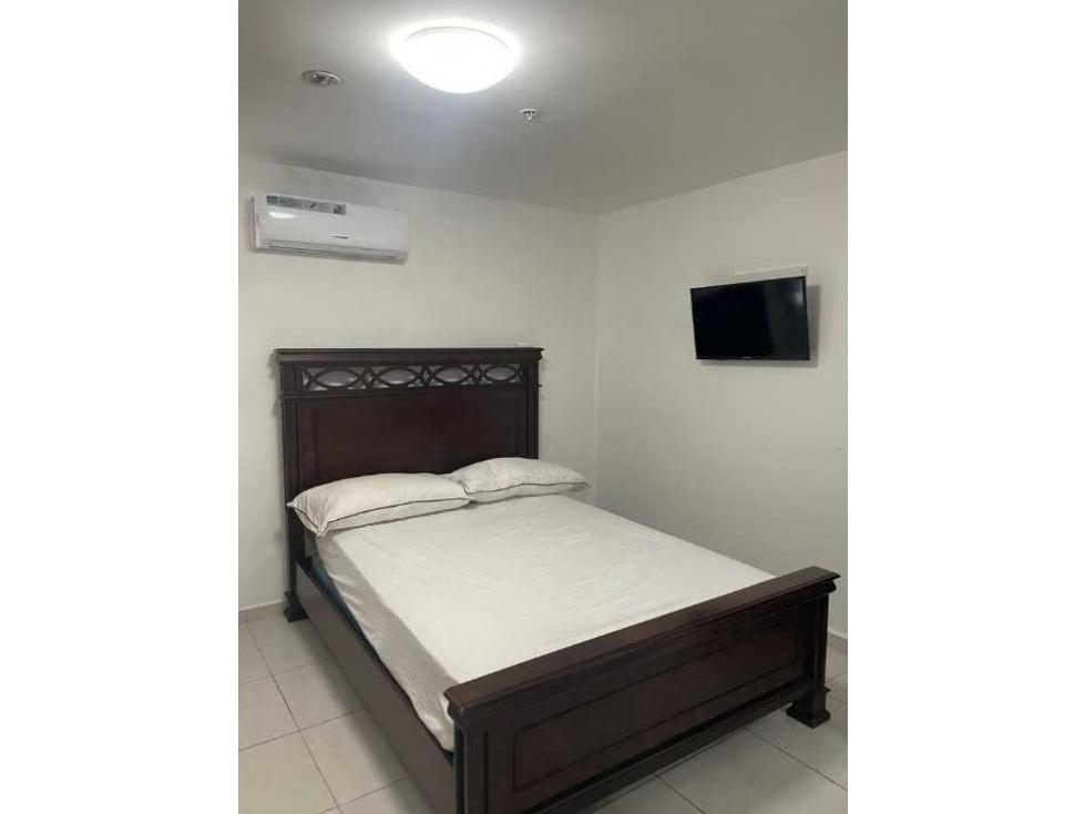 APARTAMENTO EN ALQUILER EN AVENIDA BALBOA 2 REC Bay view — foto 5