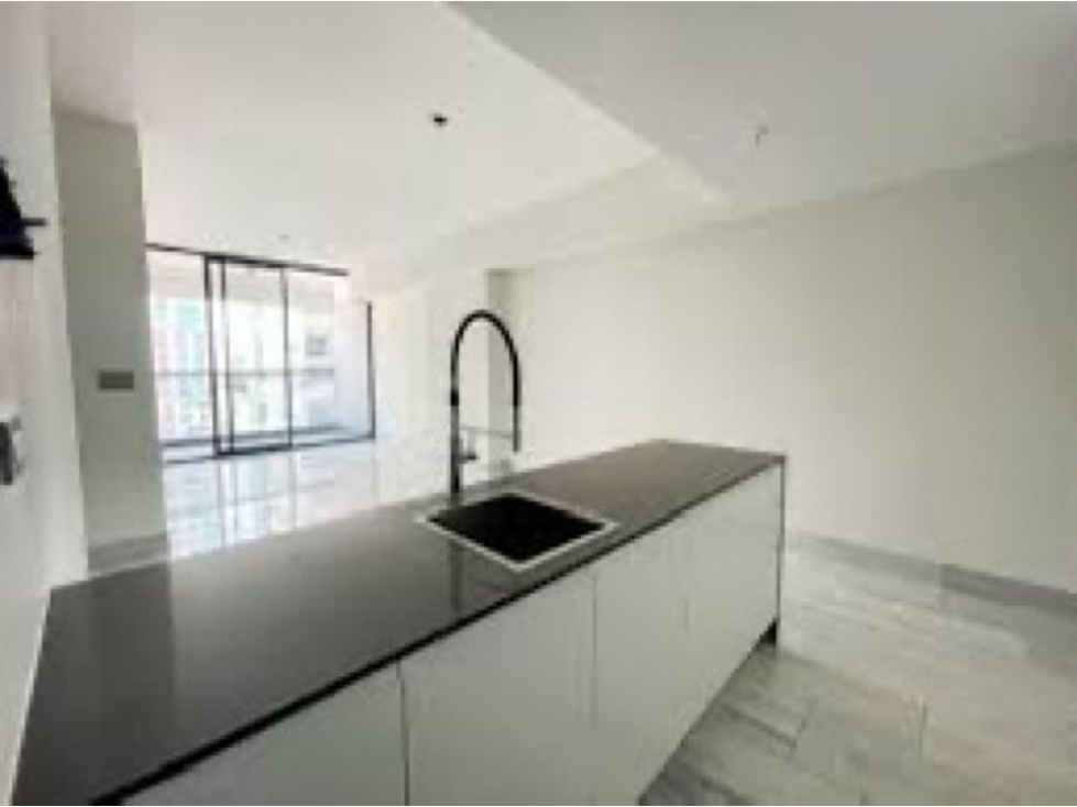APARTAMENTO EN AVENIDA BALBOA PH NUOVO BY ARMAN 2 REC — foto 3