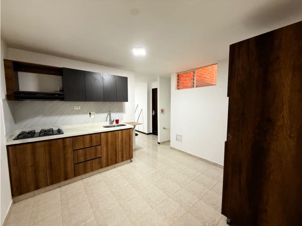 Apartamento en alquiler en laureles — foto 3