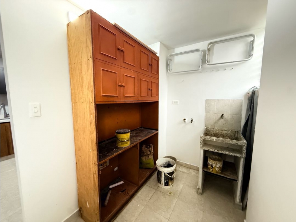 Apartamento en alquiler en laureles — foto 4