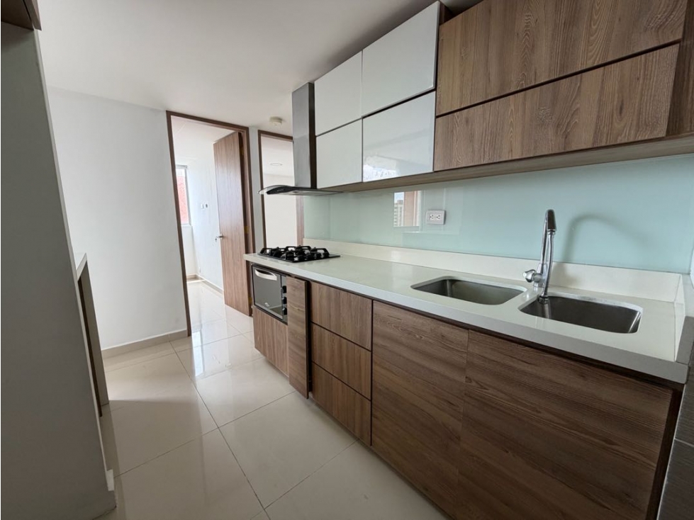 Apartamento en alquiler en Loma de los Bernal