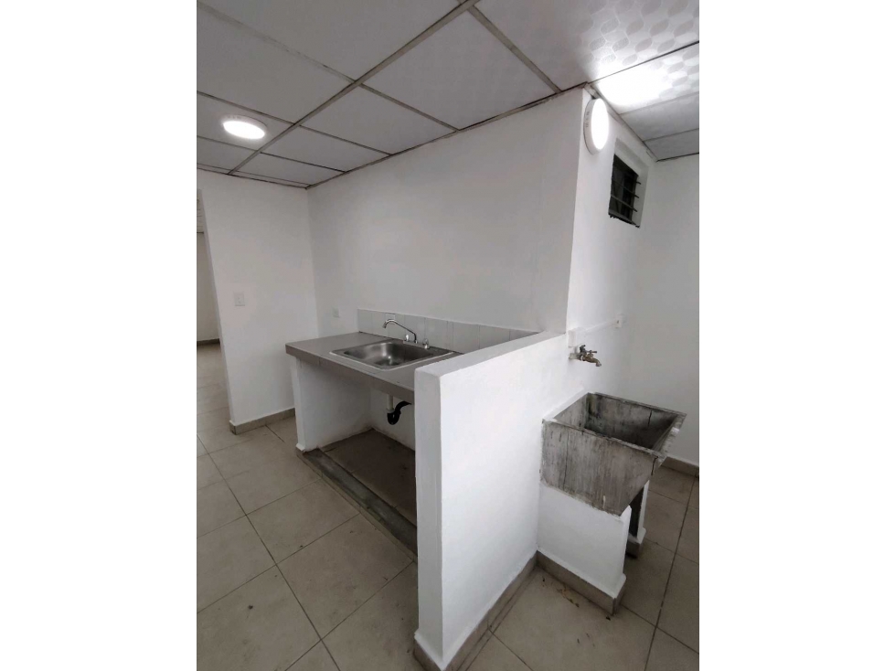 Apartamento En Alquiler En Vista Hermosa Cerca de Estación del Metro — foto 5