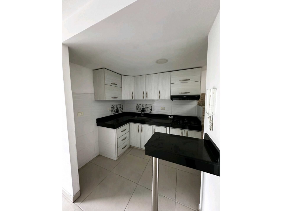 APARTAMENTO EN VENTA PRIMER PISO TORRES DE POBLADO PALMIRA VALE — foto 6