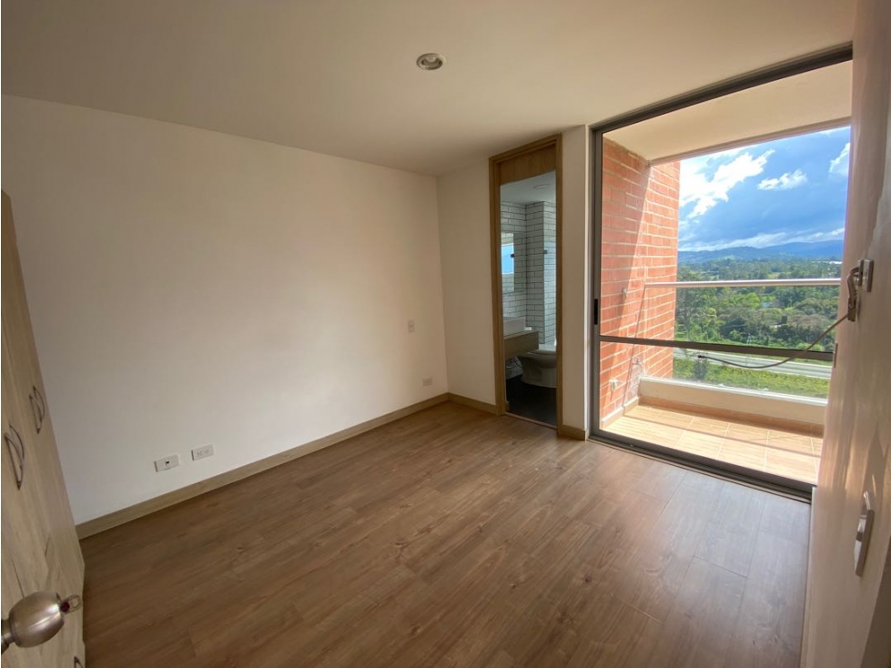 Apartamento en alquiler sector barro blanco — foto 2