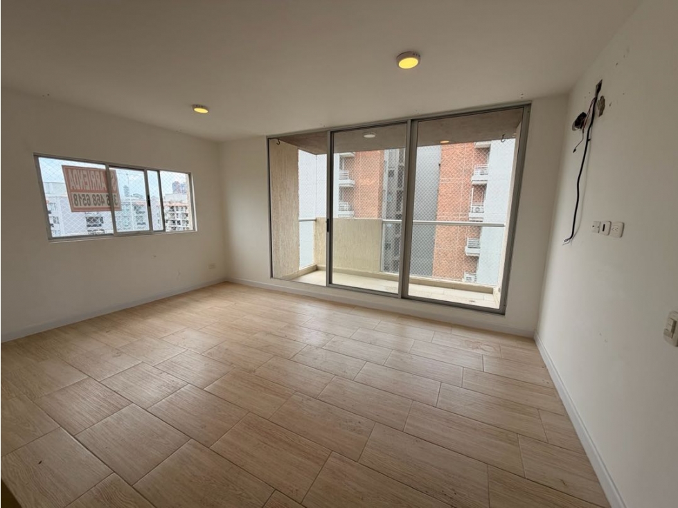 APARTAMENTO PREMIUM EN ALTAVISTA EN ARRIENDO PISO ALTO — foto 2