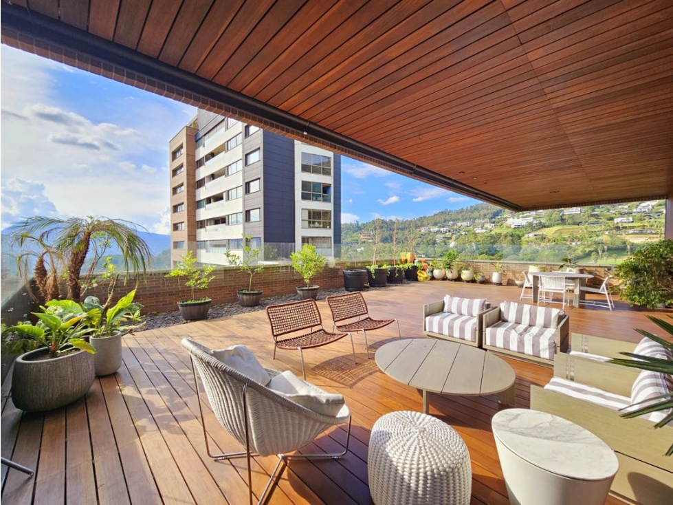 HERMOSO APARTAMENTO EN ALTOS DEL POBLADO
