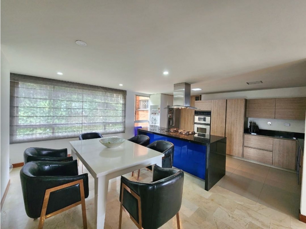Apartamento en Altos del Poblado