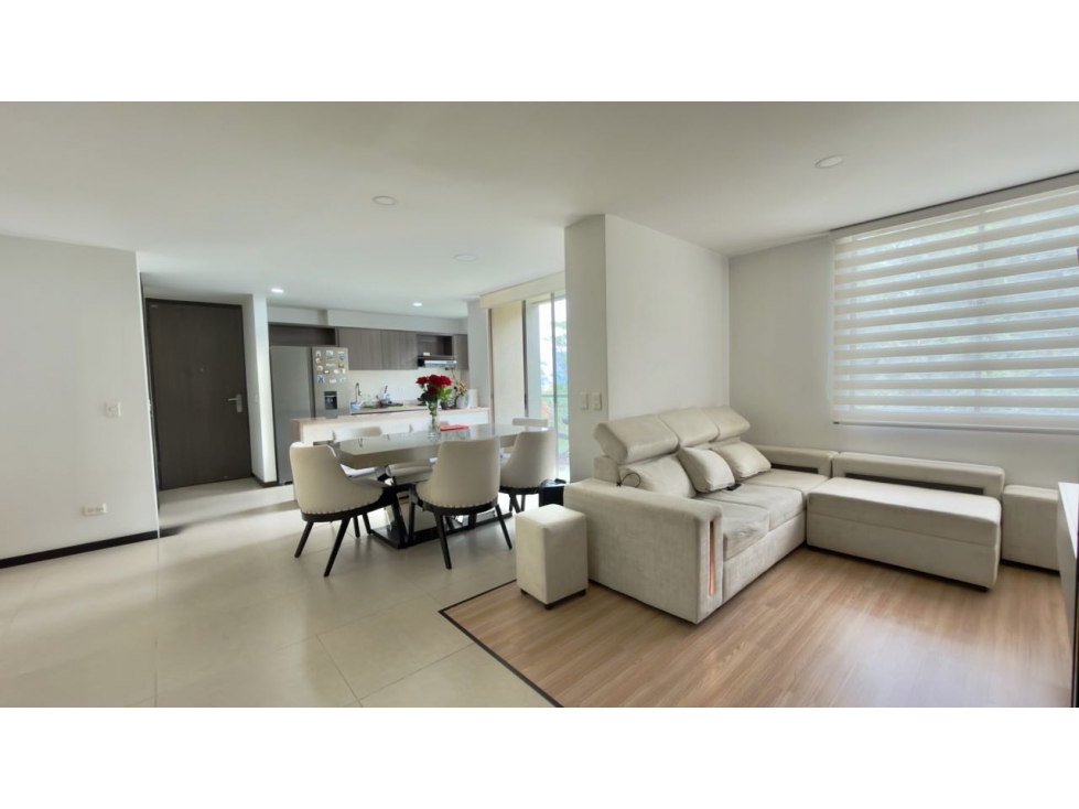 Apartamento en Altos del Poblado